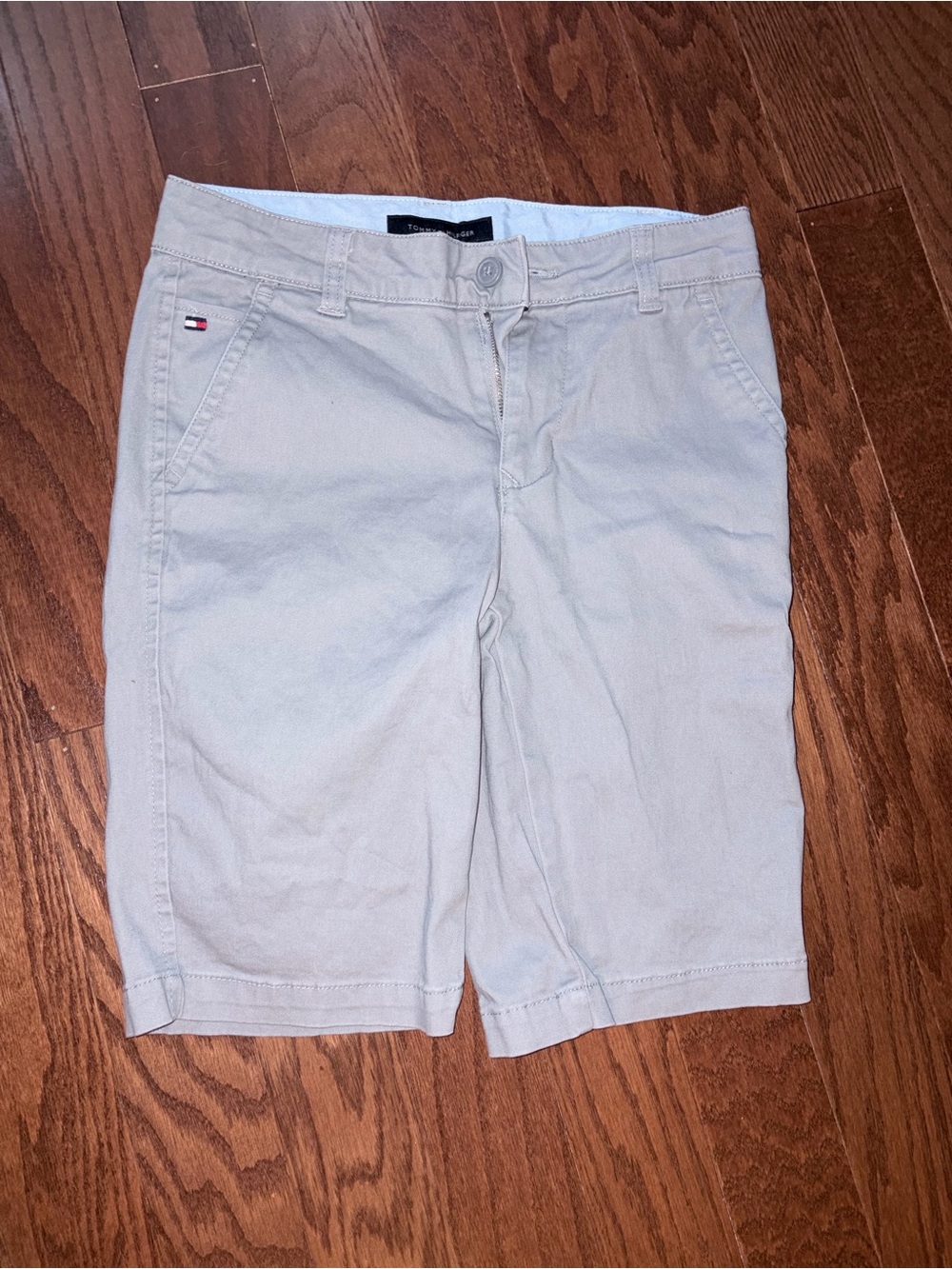 Boys Tommy Hilfiger gray chino shorts Sz 12